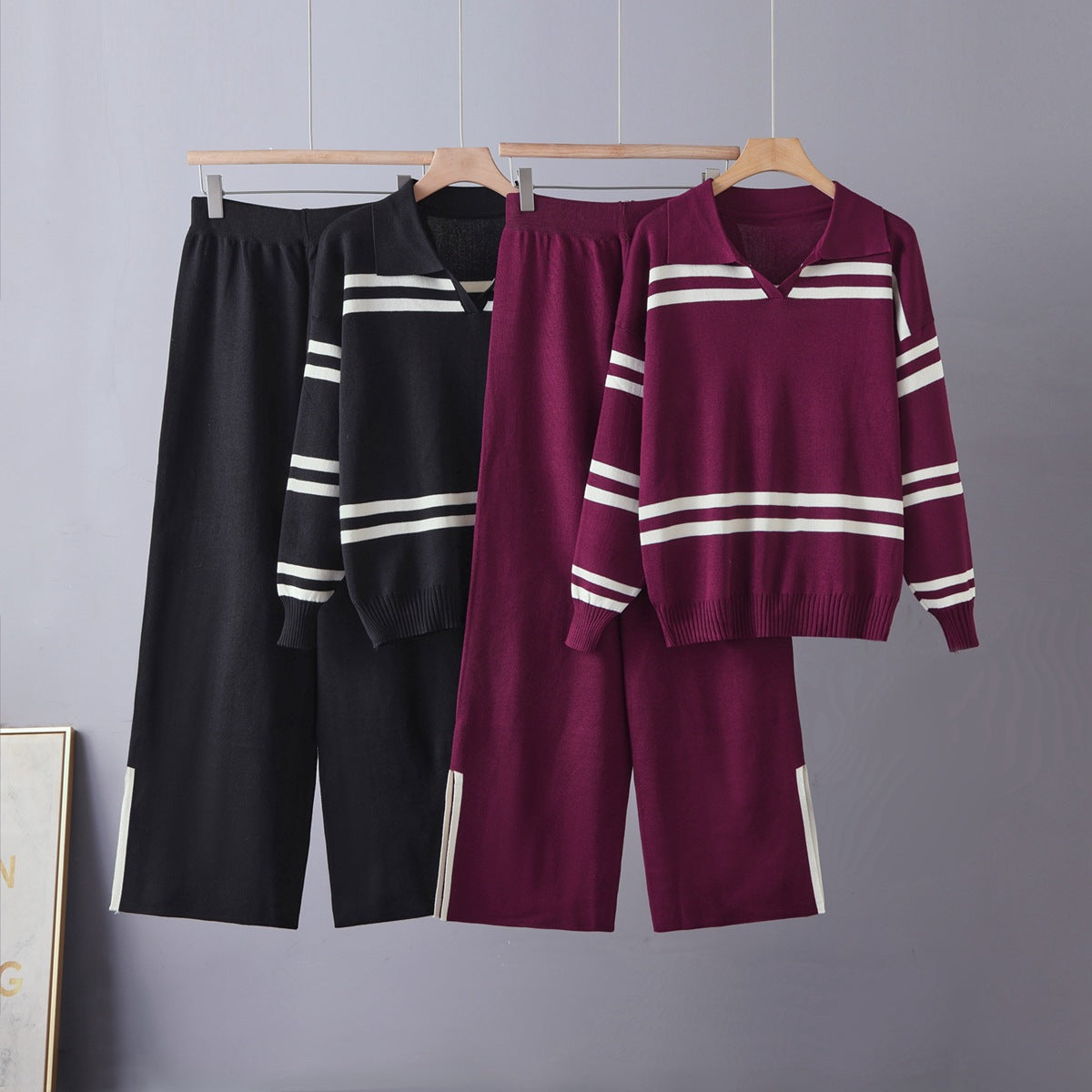 Contrast striped lapel set