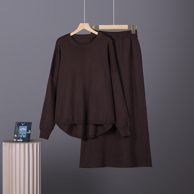 Round neck loose pullover sweater for women